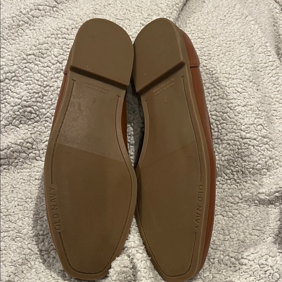 Classic Cognac Loafers for Women - Picture 2 of 6